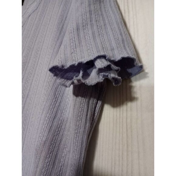 Forever 21 Blouse Ladies 1x‎ - Picture 4 of 7